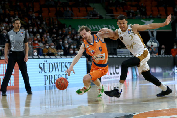 明显的贬低 明显的贬低